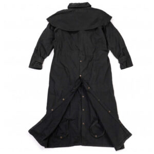 Schwarzer SCIPPIS Mantel – Rückseite mit Cape und Reitschlaufen