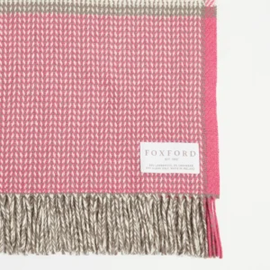 Foxford Decke Ella in Rosa, Taupe und Naturweiß mit Streifen und Fischgrat