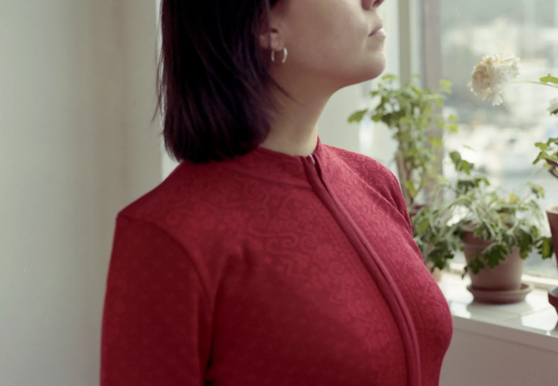 Norlender Anne Cardigan in Rot aus weicher Merinowolle für kühle Tage