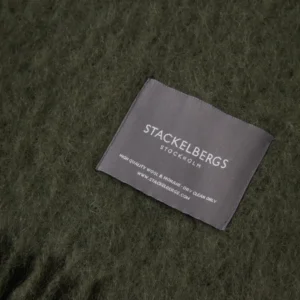 Weiche Mohairdecke Moss mit klassischen Fransen