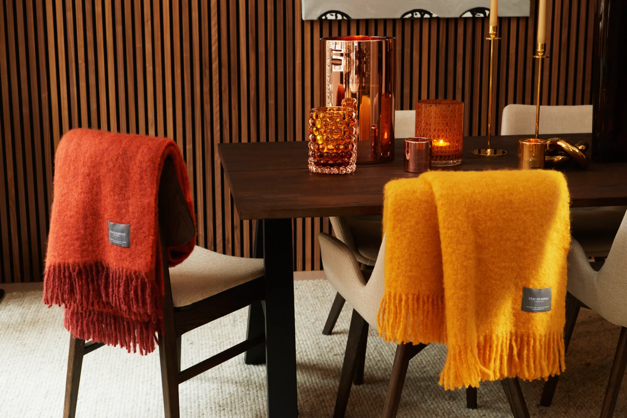 Stackelbergs Mohair Blanket in warmen Terracotta- und Rosttönen