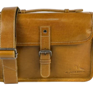 Alpenleder Camera Case PRESSE aus Büffelkalbsleder in Cognac – Schrägansicht